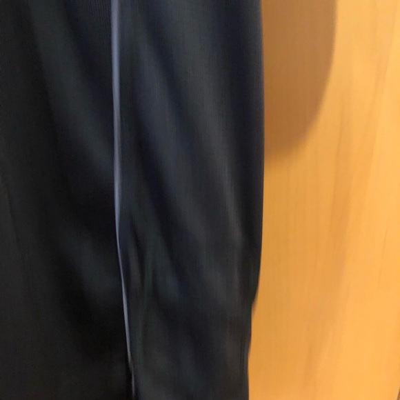 Lululemon classic workout shirt - Picture 4 of 4